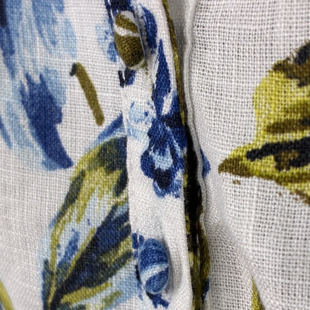 Joie XL 100% Linen Blue Floral Sleeveless Split Neck Button Front Blouse - Picture 3 of 8